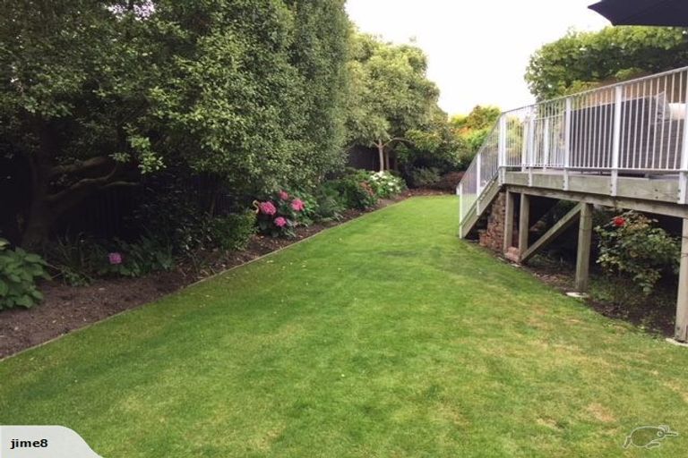 Photo of property in 34 Rosedale Place, Avonhead, Christchurch, 8042