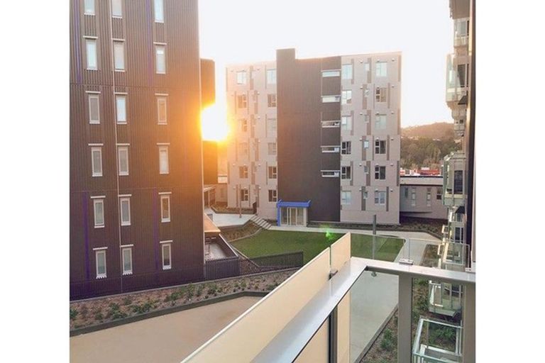 Photo of property in 604/27 Don Mckinnon Drive, Albany, Auckland, 0632