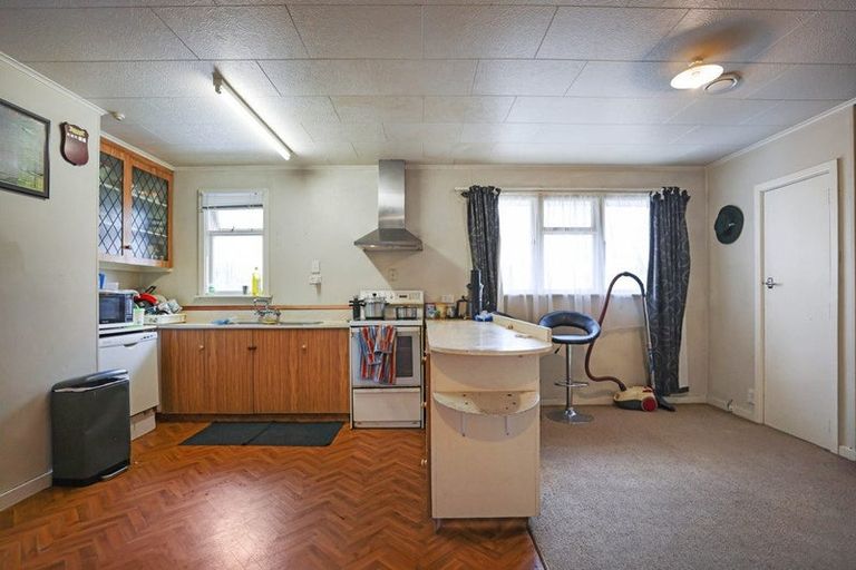 Photo of property in 71 Mcmurdo Street, Tinwald, Ashburton, 7700
