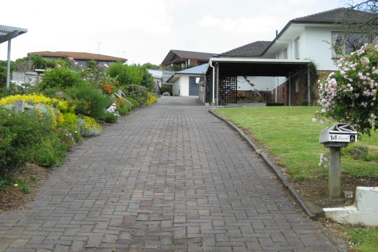 Photo of property in 14 Bilkey Avenue, Pukekohe, 2120