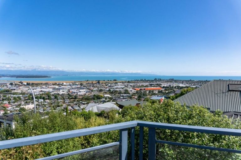 Photo of property in 52 Coster Street, Enner Glynn, Nelson, 7011