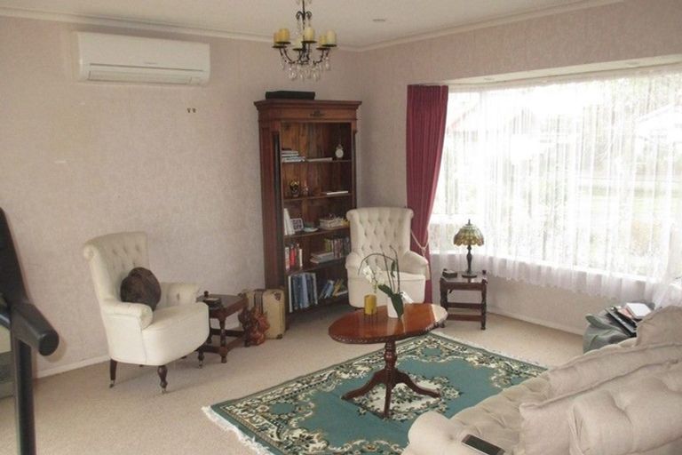 Photo of property in 76 Splitt Avenue, Glenview, Hamilton, 3206