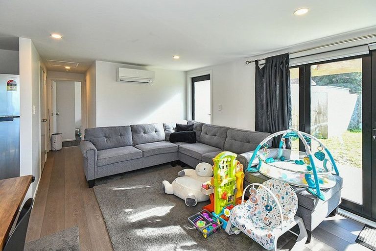 Photo of property in 10 Harania Avenue, Favona, Auckland, 2024