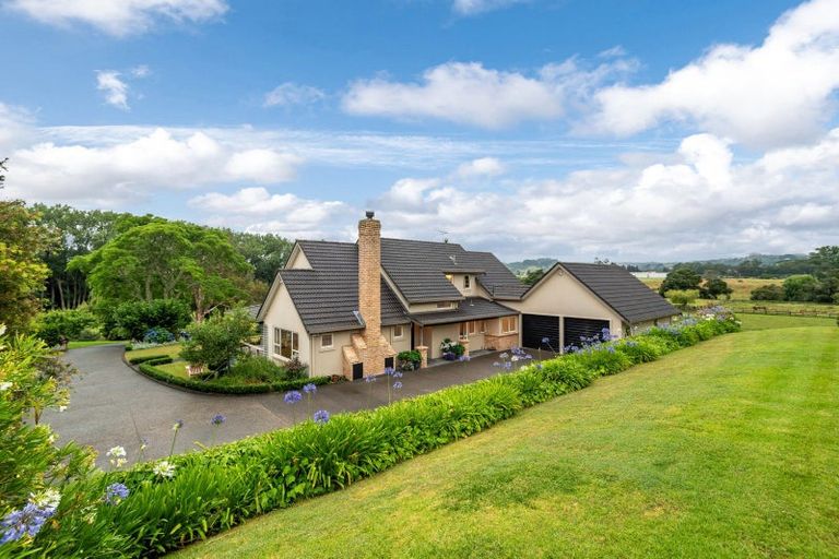 Photo of property in 64 Gatland Road, Opaheke, Papakura, 2113
