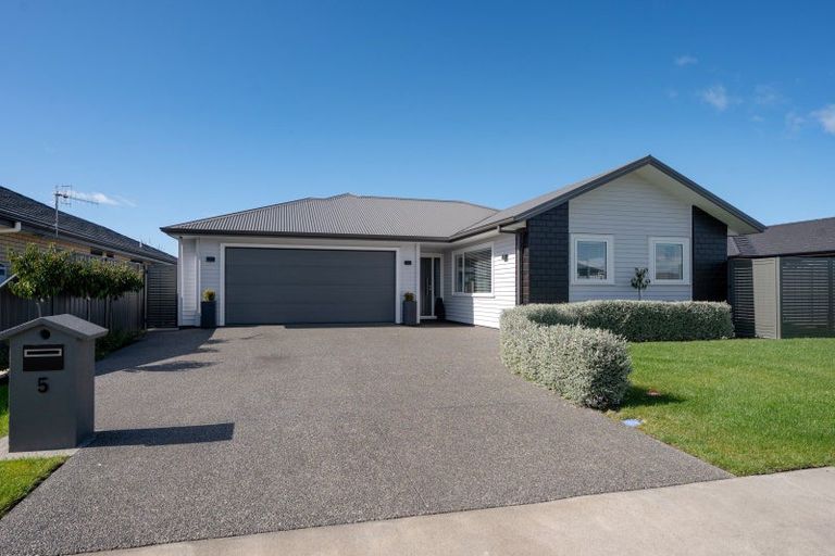 Photo of property in 5 Mckay Close, Frimley, Hastings, 4120