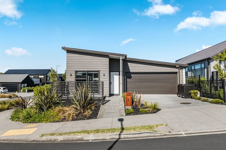 Photo of property in 2 Poroporo Lane, Wainui, Silverdale, 0992