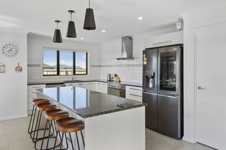 Photo of property in 2 Hickmott Street, Rangiora, 7400