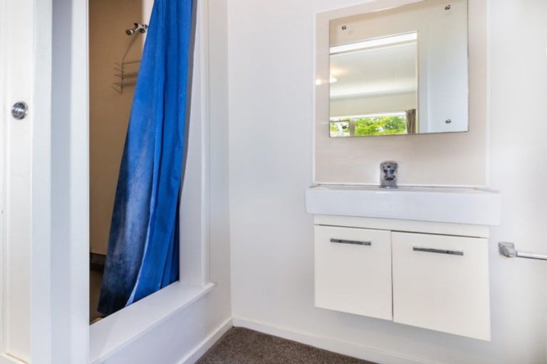 Photo of property in 1/15 Kotare Street, Hilltop, Taupo, 3330
