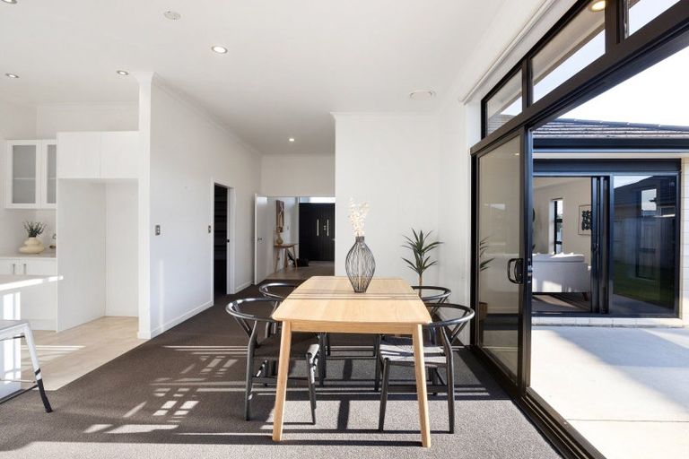 Photo of property in 16 Helen June Avenue, Flagstaff, Hamilton, 3210