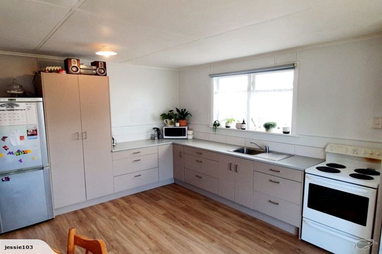 Photo of property in 47 Clausen Street, Takaro, Palmerston North, 4412