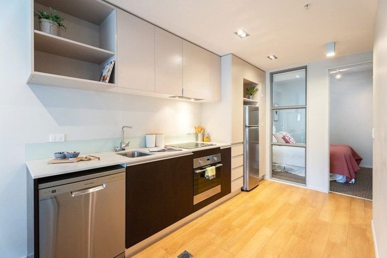 Photo of property in Masina Apartments, 204/80 Riddiford Street, Newtown, Wellington, 6021