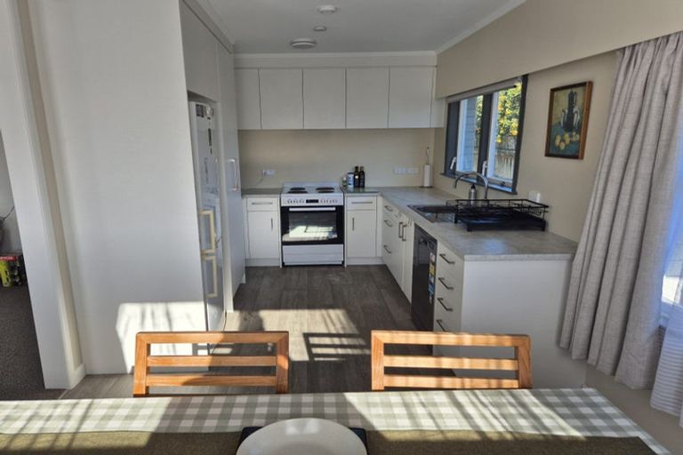 Photo of property in 18 Berkley Avenue, Hillcrest, Hamilton, 3216