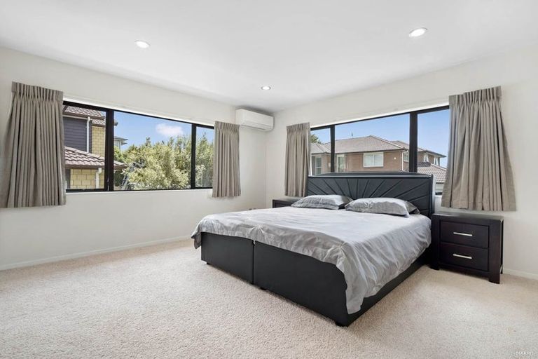 Photo of property in 23 Platinum Rise, Ranui, Auckland, 0612