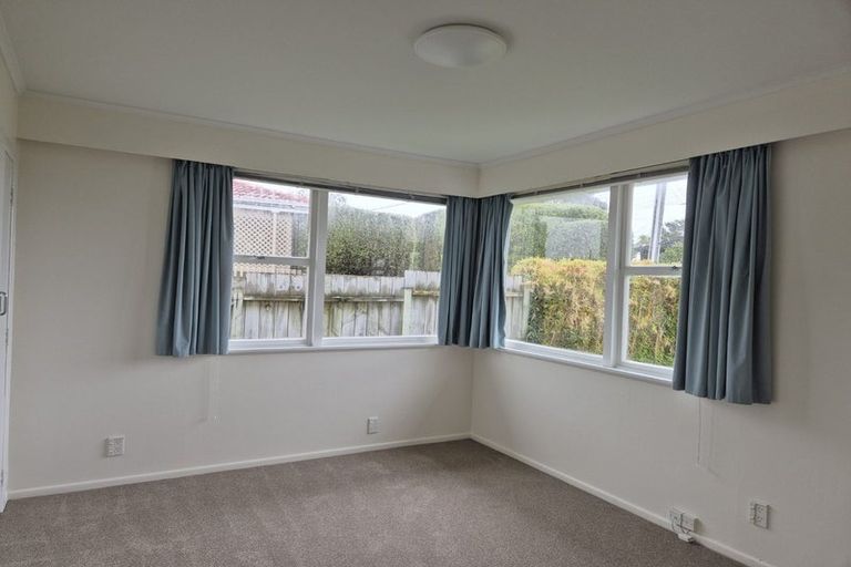 Photo of property in 40 Forest Hill Road, Henderson, Auckland, 0612