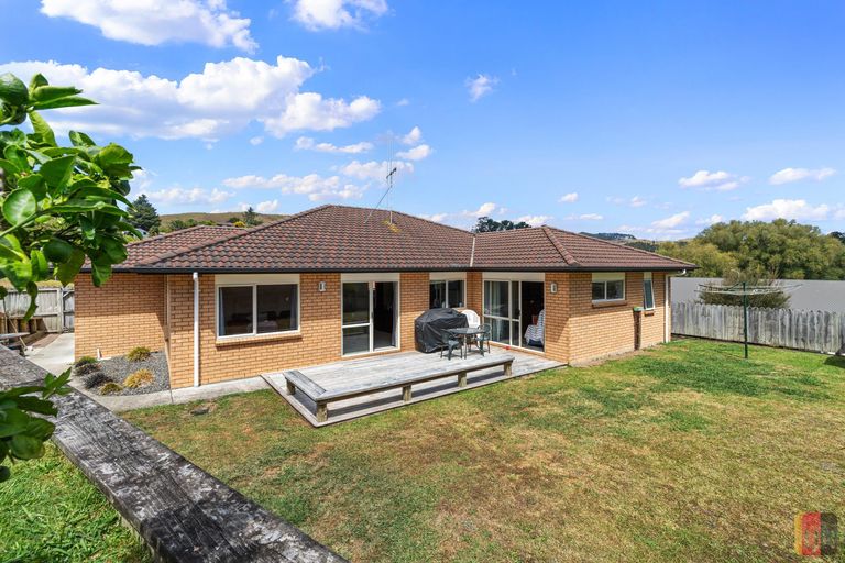 Photo of property in 11 Pandora Rise, Huntly, 3700