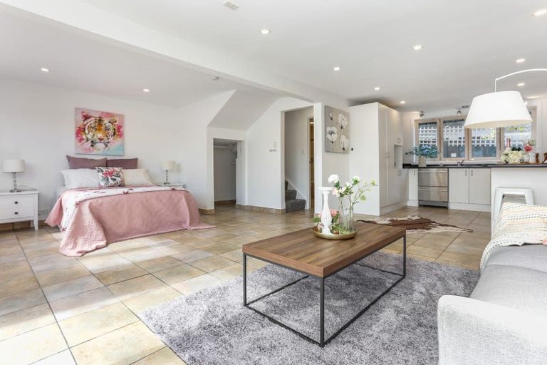 Photo of property in 4202a/2 Great North Road, Glendene, Auckland, 0602