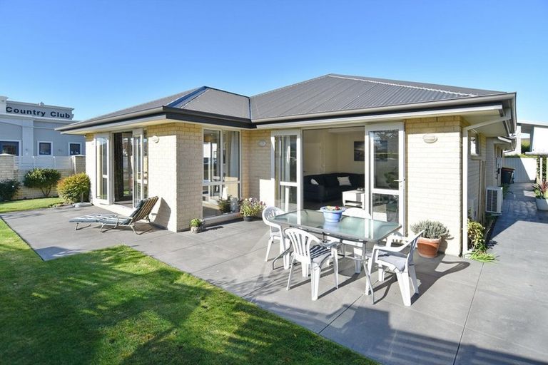 Photo of property in 65 Country Club Terrace, Northwood, Christchurch, 8051