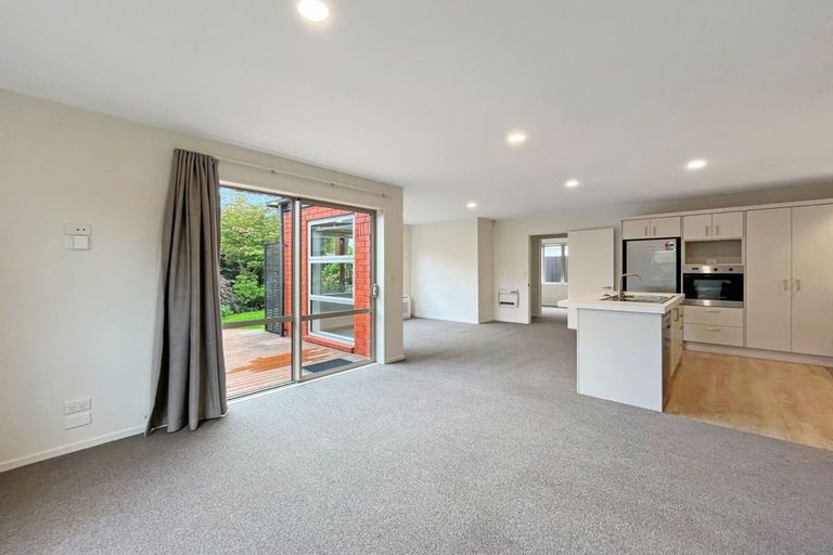 Photo of property in 42b Lindsay Street, St Albans, Christchurch, 8014