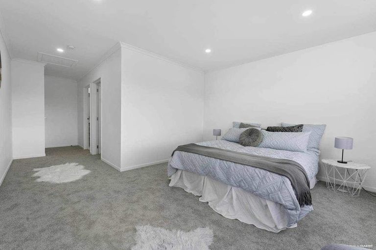 Photo of property in 4c Old Wairoa Road, Papakura, 2110