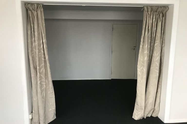 Photo of property in 139 Maupuia Road, Miramar, Wellington, 6022