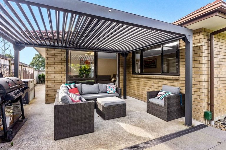 Photo of property in 230 Harbourside Drive, Karaka, Papakura, 2113