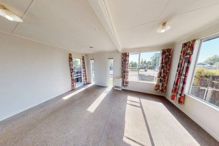 Photo of property in 39 Robinson Crescent, Westbrook, Palmerston North, 4412
