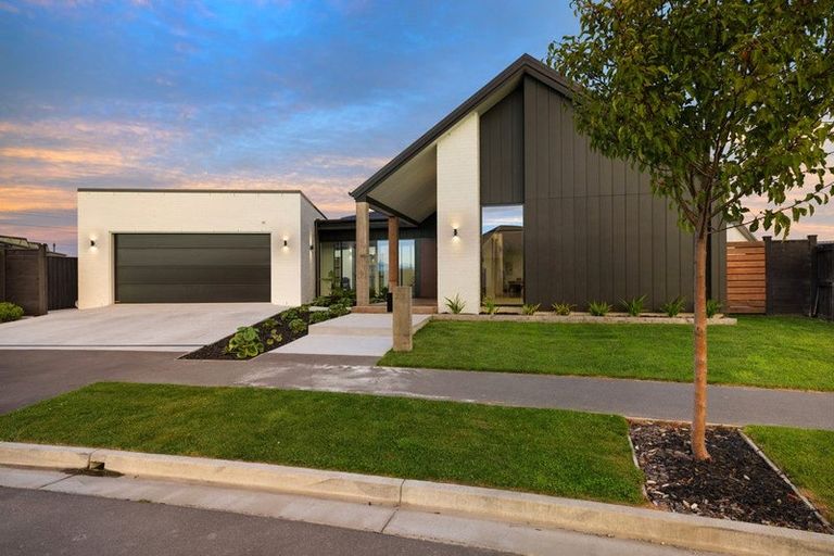 Photo of property in 29 Frank Ernest Crescent, Prebbleton, 7604