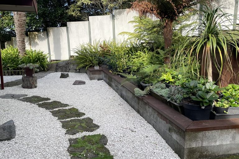 Photo of property in 88 Canongate Street, Birkdale, Auckland, 0626