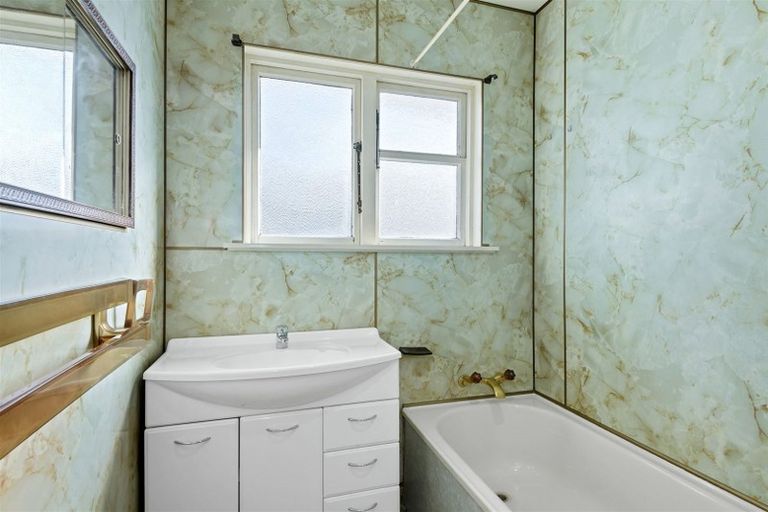 Photo of property in 11 Nicholas Drive, Linwood, Christchurch, 8062