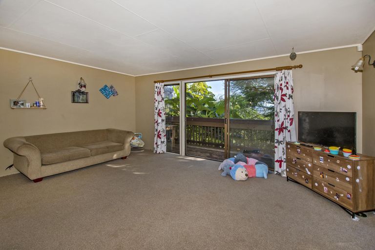 Photo of property in 16 Handforth Street, Onerahi, Whangarei, 0110