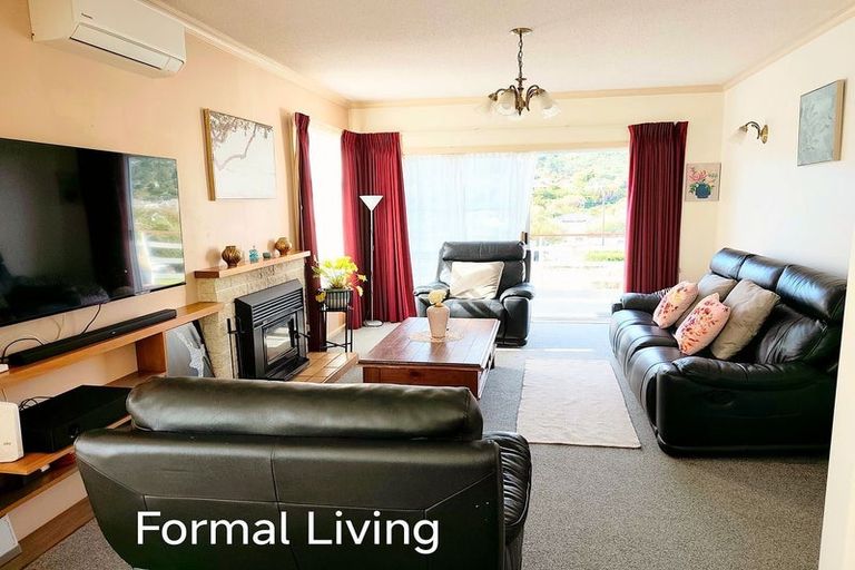 Photo of property in 353 Main Road, Tawa, Wellington, 5028