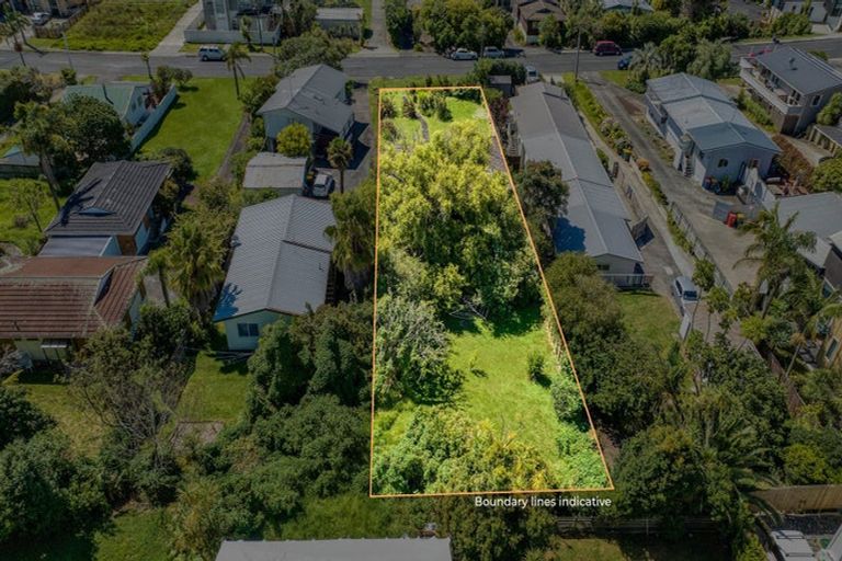 Photo of property in 20 Glenvar Road, Torbay, Auckland, 0630