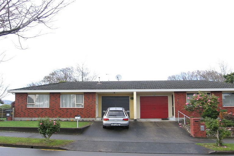 Photo of property in 1a Redwood Grove, Hokowhitu, Palmerston North, 4410