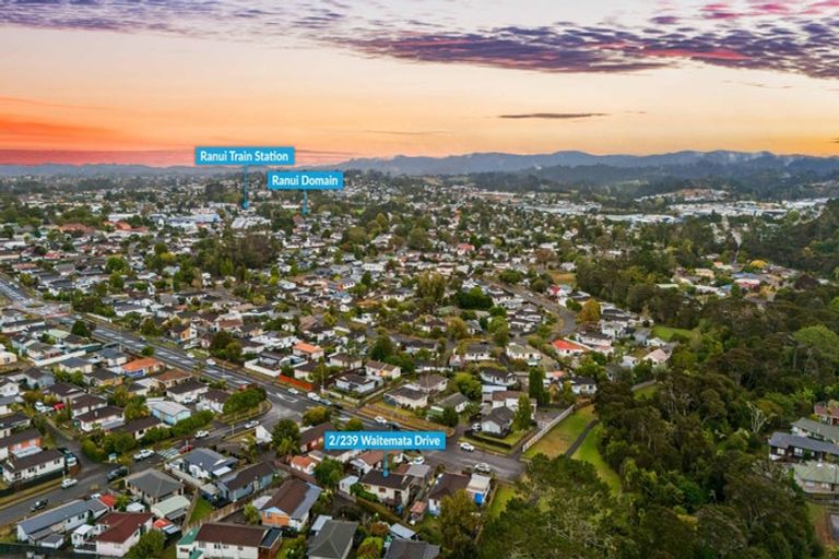 Photo of property in 239 Waitemata Drive, Ranui, Auckland, 0612