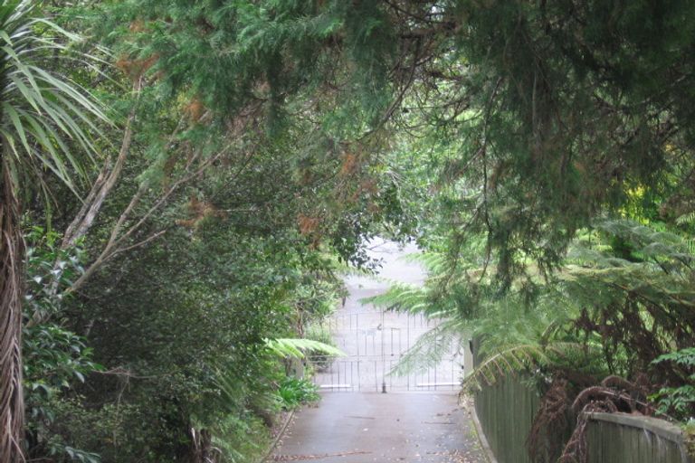 Photo of property in 23 Kohu Road, Titirangi, Auckland, 0604