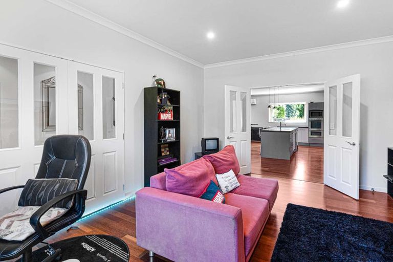 Photo of property in 16 Harpers Road, Loburn, Rangiora, 7472