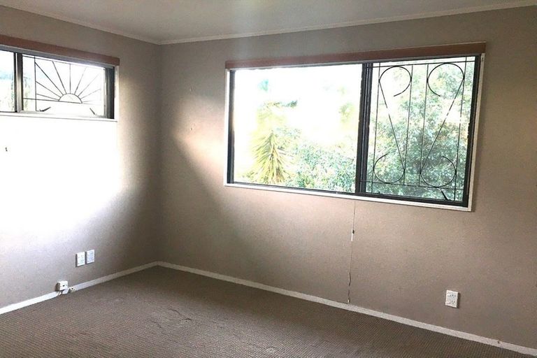 Photo of property in 84 Keegan Drive, Massey, Auckland, 0614