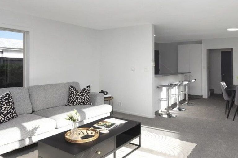 Photo of property in 2/34 Mona Vale Avenue, Riccarton, Christchurch, 8011