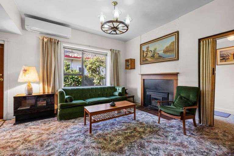 Photo of property in 11 Bartlett Street, Riccarton, Christchurch, 8011