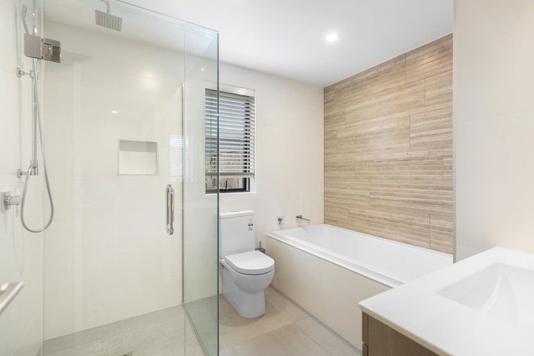 Photo of property in 12 Maize Street, Jacks Point, Queenstown, 9371