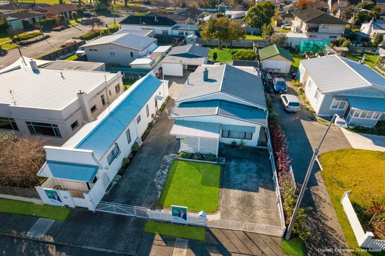 Photo of property in 710 Heretaunga Street East, Parkvale, Hastings, 4122