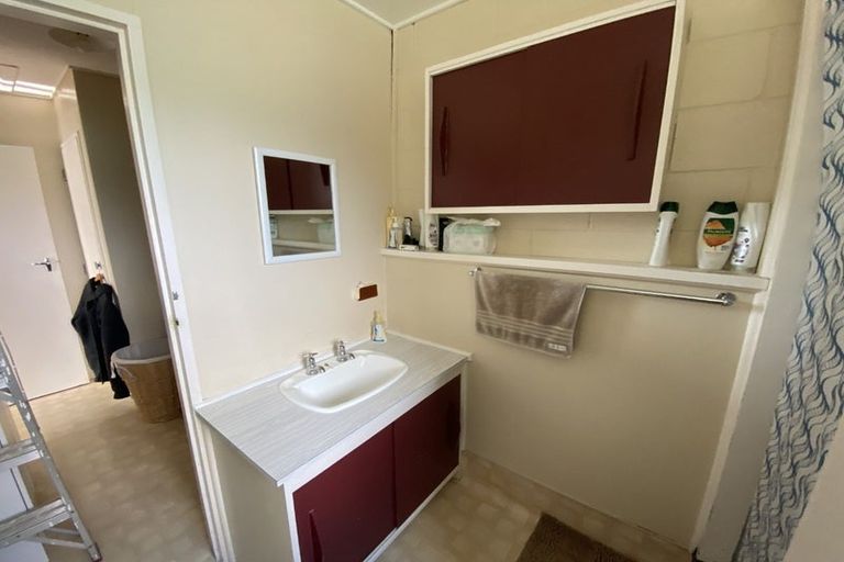 Photo of property in 13 Central Terrace, Alicetown, Lower Hutt, 5010