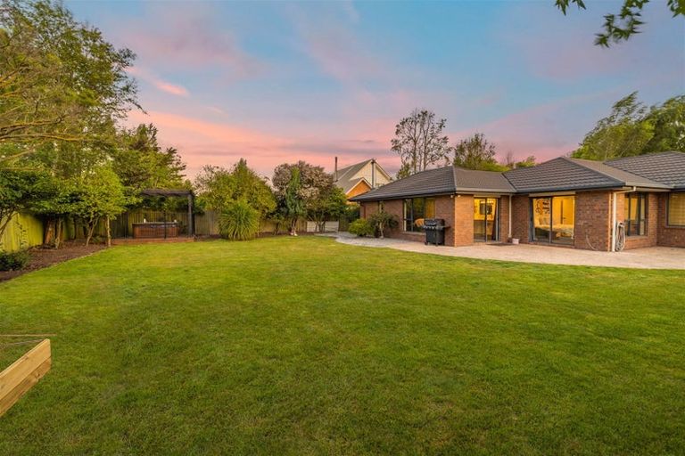 Photo of property in 26 Eders Road, Woodend, 7610