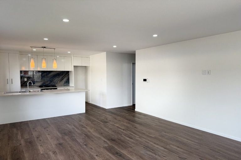 Photo of property in 466a Massey Road, Mangere East, Auckland, 2024
