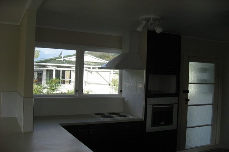 Photo of property in 1 Kintara Drive, Massey, Auckland, 0614