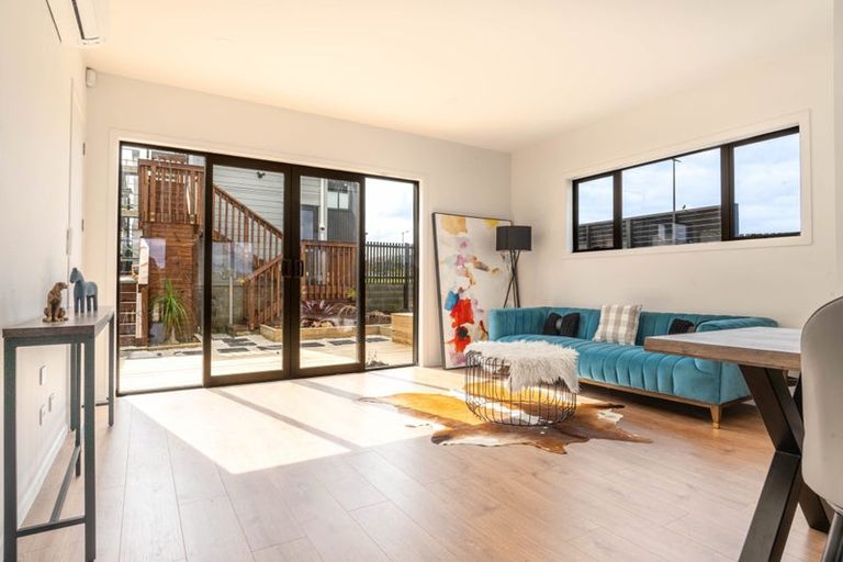 Photo of property in 3 Whiteywood Street, Westgate, 0814