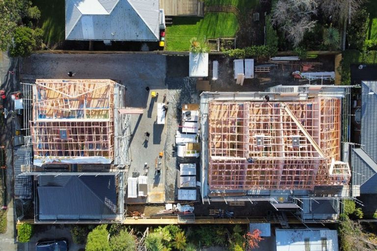 Photo of property in 220 Geraldine Street, Edgeware, Christchurch, 8013