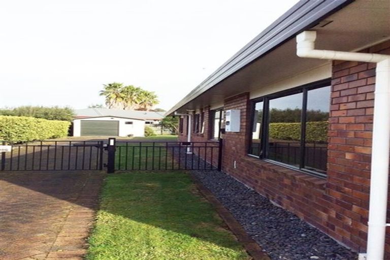 Photo of property in 33 Admiral Crescent, Flagstaff, Hamilton, 3210