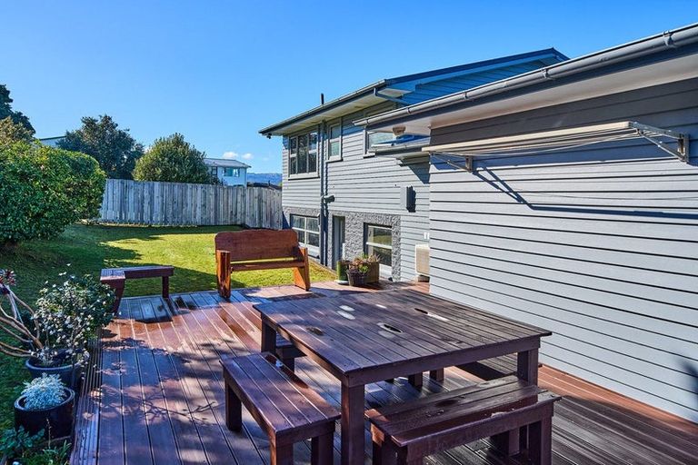 Photo of property in 92 Mana View Road, Paremata, Porirua, 5026