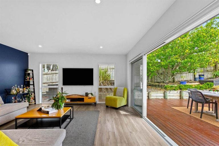 Photo of property in 21 Alexandra Street, Riverhead, 0820